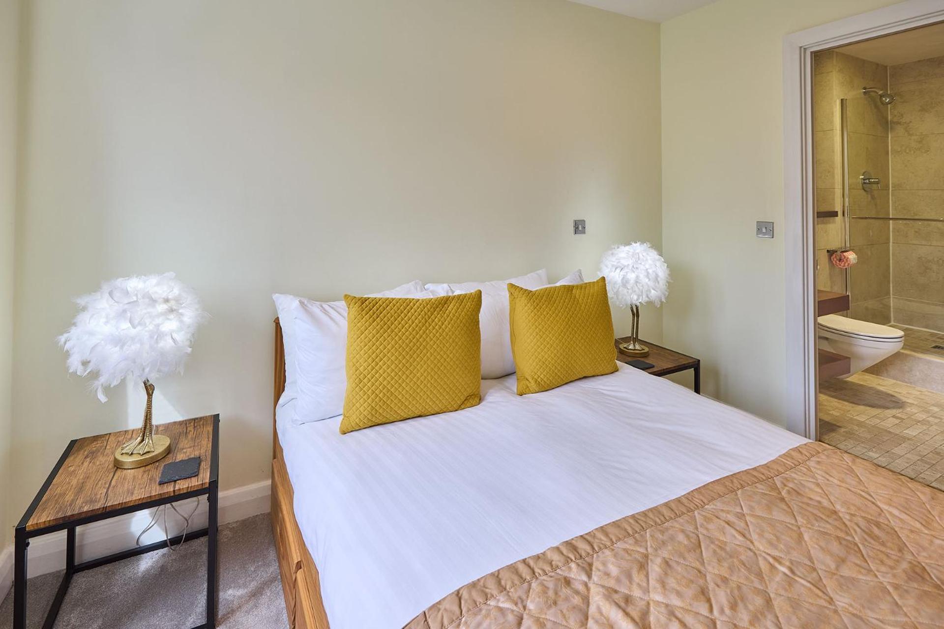 Host & Stay - Waterside Дърам Екстериор снимка